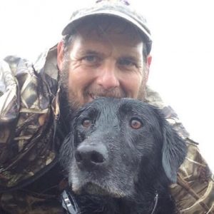 2 Pitbulls kämpfen 16 Stunden lang ums Überleben