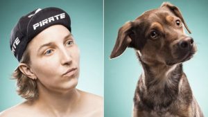 Frau und Hund sind sich ähnlich