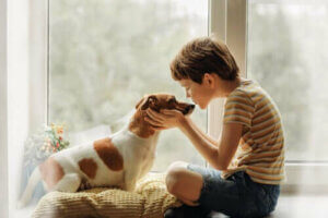 Hundeküsse in Zeiten des Coronavirus: Gibt es Risiken?